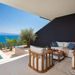 Heaven With Swimming Pool Apartment