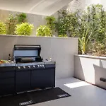Apartment Heaven With Swimming Pool