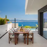 Apartment Heaven With Swimming Pool Opatija