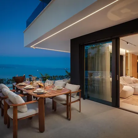 Heaven With Swimming Pool * Опатия