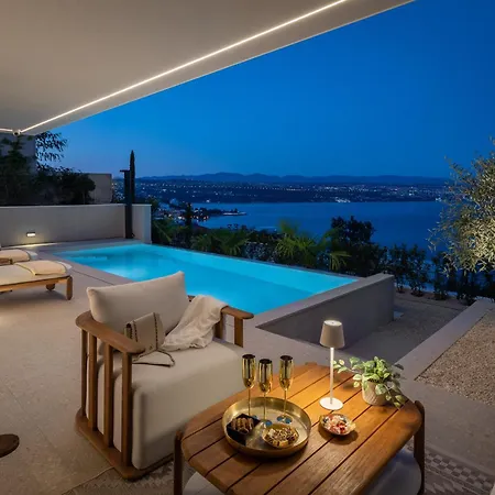 Heaven With Swimming Pool Апартаменты Опатия