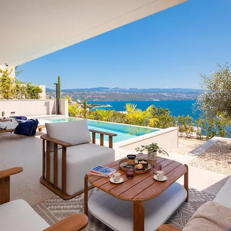 Heaven With Swimming Pool Apartment