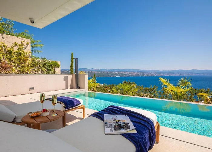 Heaven With Swimming Pool * Опатия