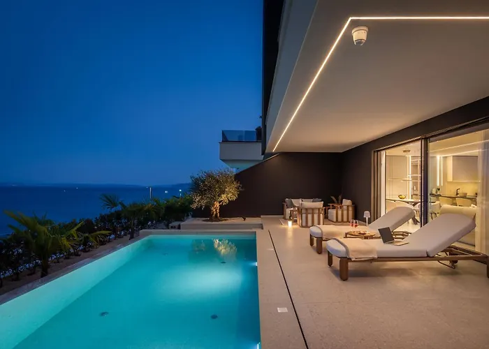 Heaven With Swimming Pool * Опатия