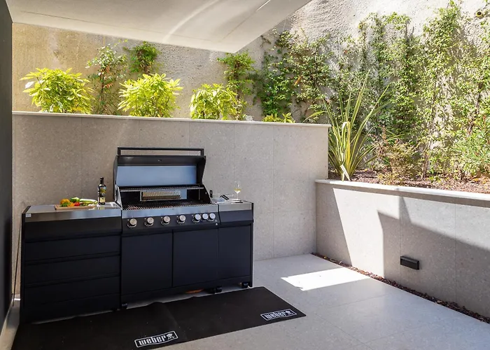 Апартаменты Heaven With Swimming Pool