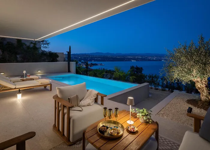 Heaven With Swimming Pool Апартаменты Опатия