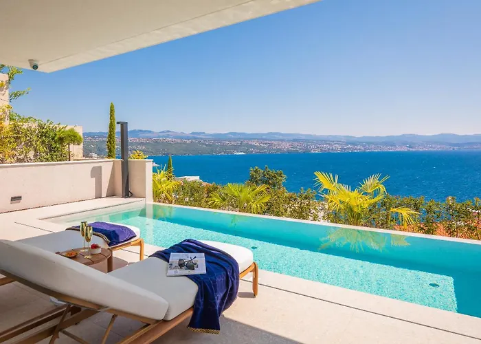 Heaven With Swimming Pool Апартаменты *