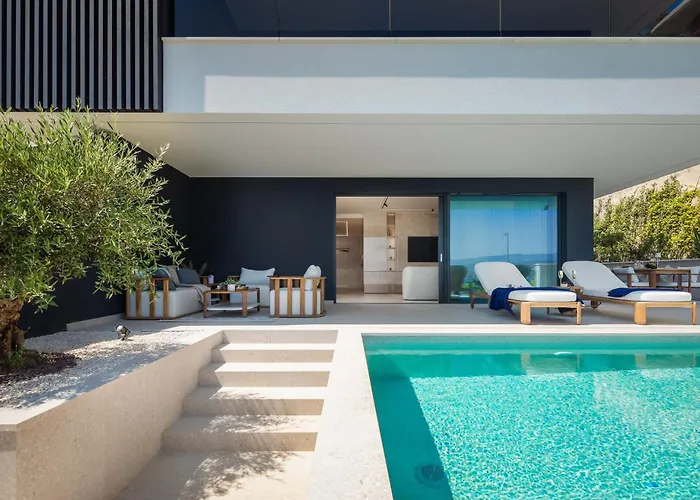 Heaven With Swimming Pool Апартаменты *